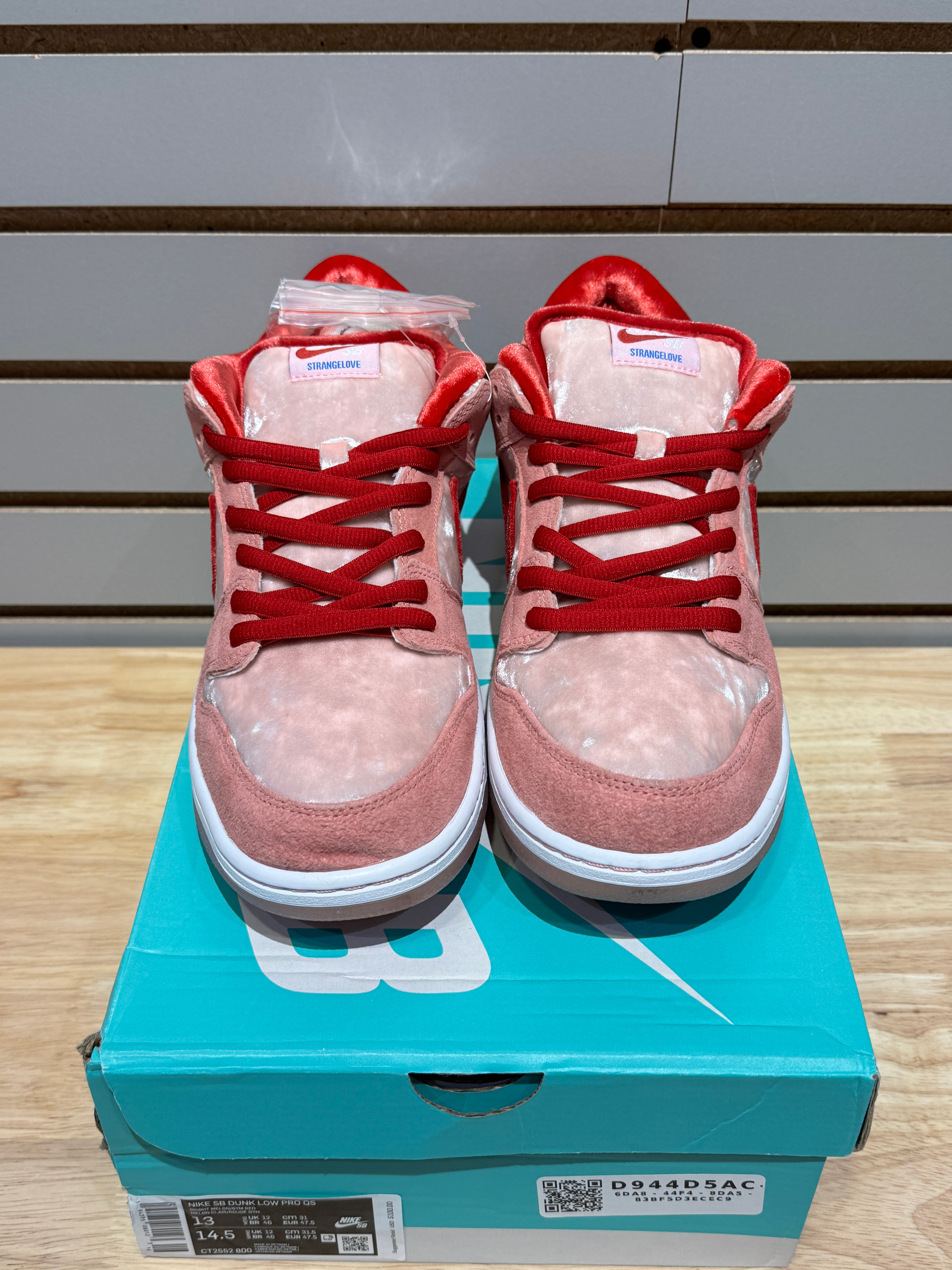 Nike SB Dunk Low StrangeLove Skateboards Sz 13 – Sneak City