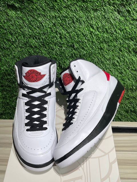 Jordan 2 Retro OG Chicago (2022) Sz 10.5M