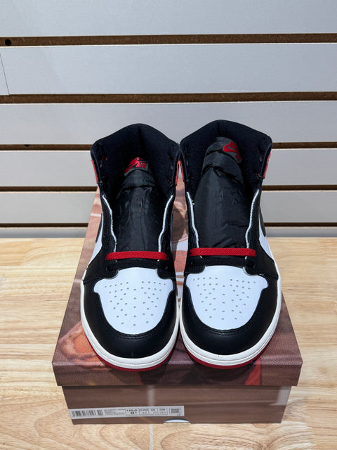 Jordan 1 Retro High OG Black Toe Reimagined Sz 8.5M