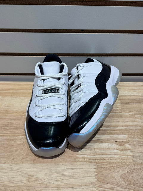 Jordan 11 Retro Low Iridescent Sz 11