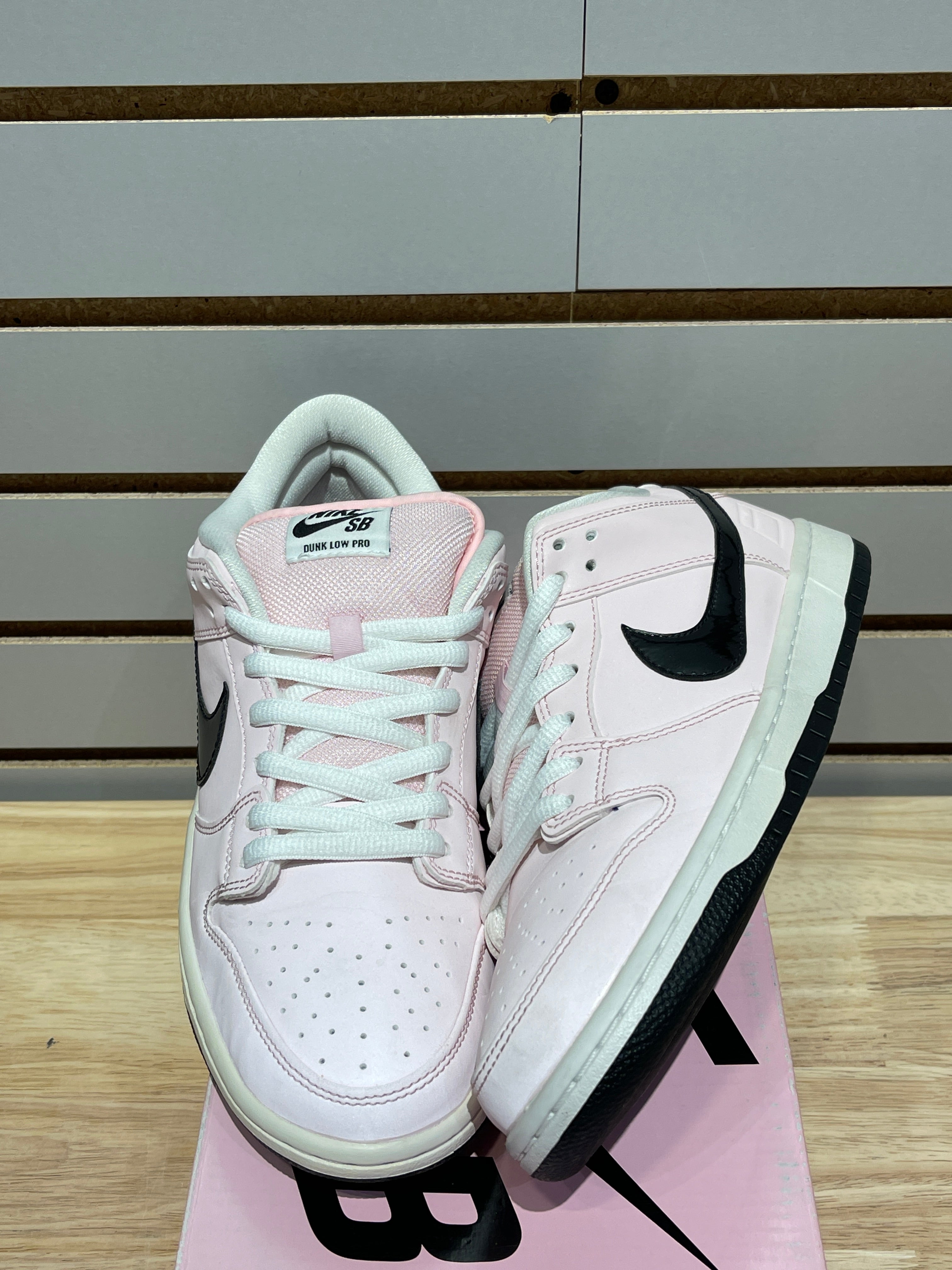 Nike SB Dunk Low Pink Box Sz 9 – Sneak City