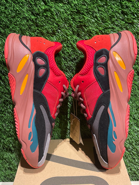 adidas Yeezy Boost 700 Hi-Res Red Sz 9.5