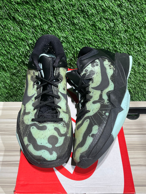 Nike Kobe 7 Poison Dart Frog (Mint) Sz 10M