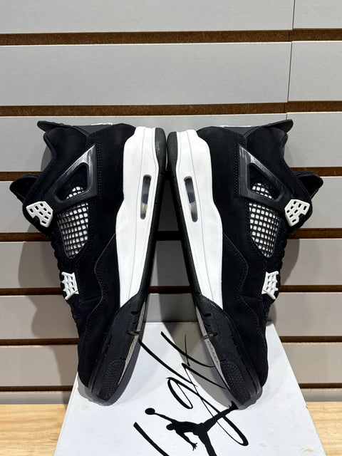 Jordan 4 Retro White Thunder Sz 9