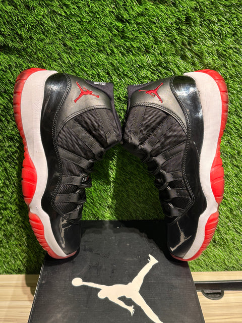 Jordan 11 Retro Playoffs (2012) Sz 8.5M