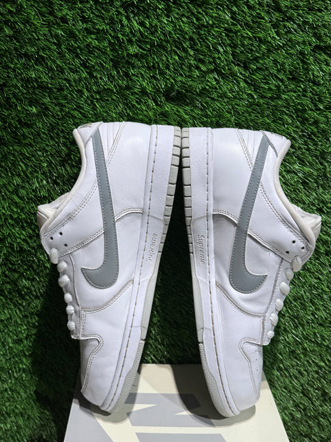 Nike SB Dunk Low Supreme 94 White Metallic Silver Sz 12M