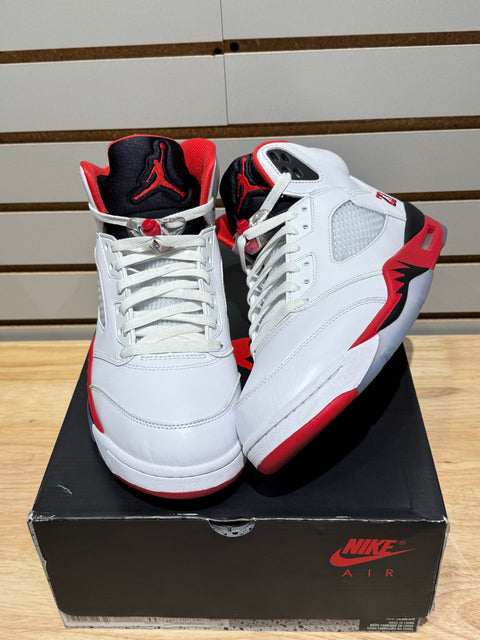 Jordan 5 Retro Fire Red Black Tongue (2025) Sz 11.5