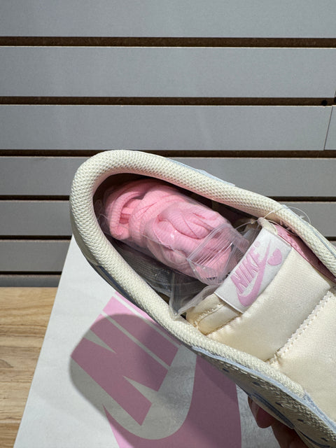 Jordan 1 Retro Low OG SP Travis Scott Shy Pink Sz 10.5