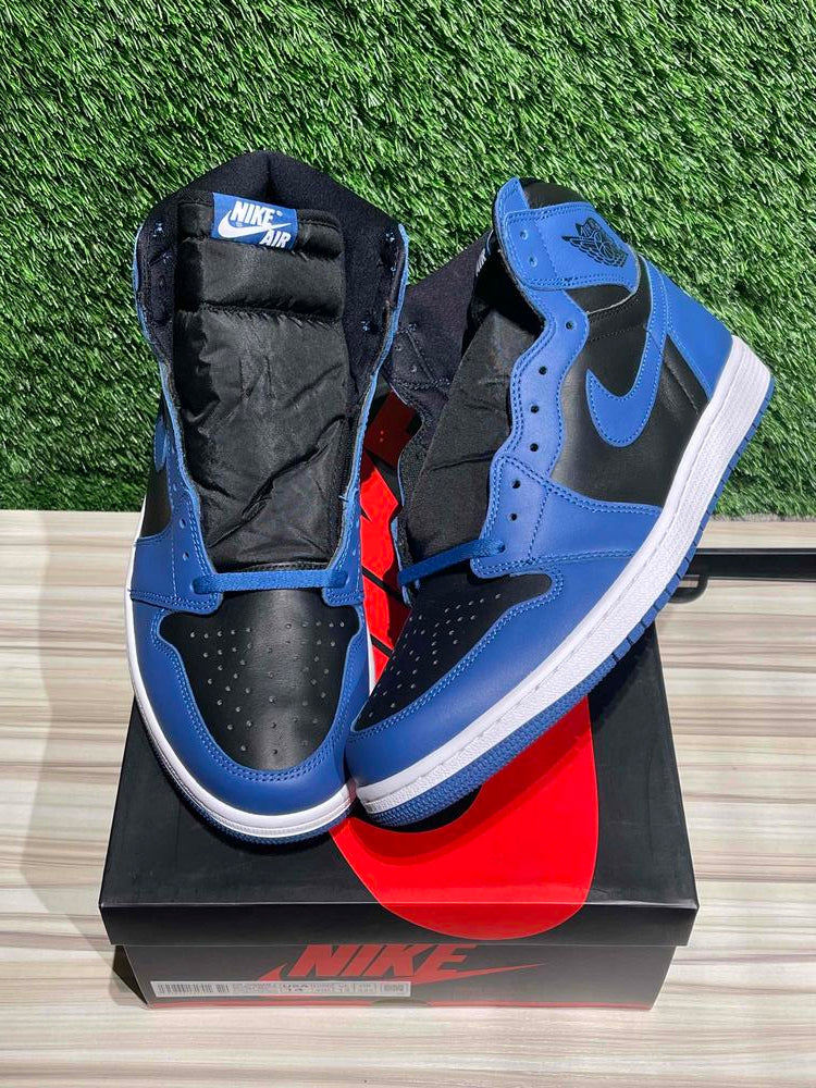 555088-404 Nike Air Jordan 1 Retro High OG Dark Marina Blue