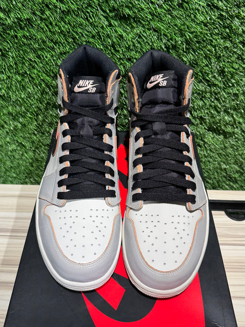 Jordan 1 Retro High OG Defiant SB NYC to Paris Sz 10M
