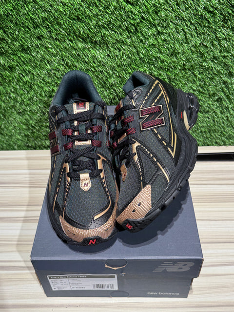 New Balance 1906R Kith Black Sz 9.5M
