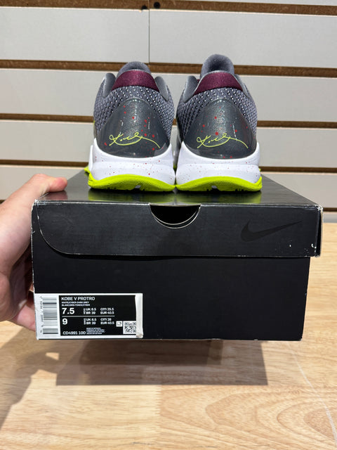 Nike Kobe 5 Protro Chaos Sz 7.5M