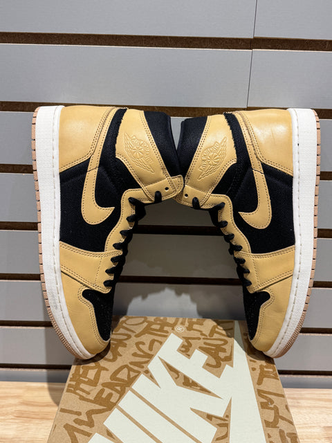 Jordan 1 Retro High OG Heirloom Sz 10