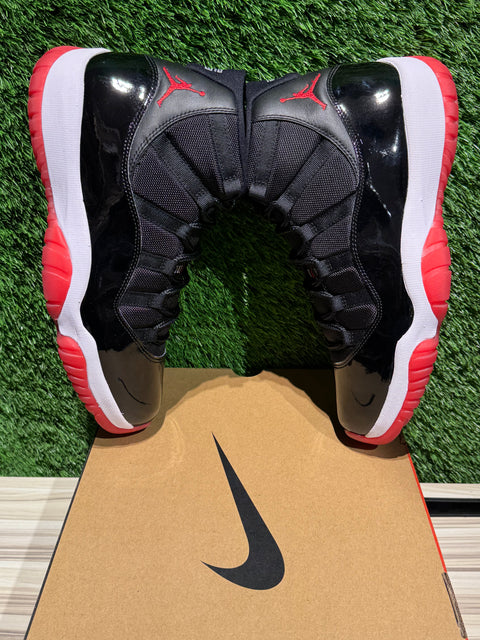 Jordan 11 Retro Playoffs Bred (2019) Sz 12