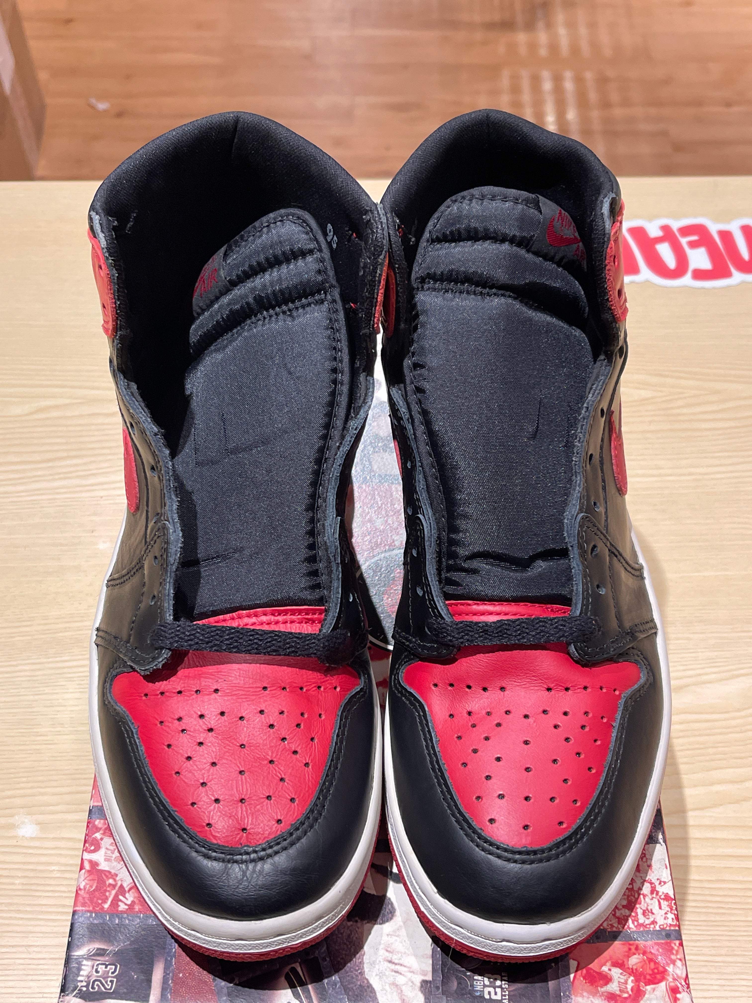 Jordan 1 Retro Bred (1994) Sz 9.5M – Sneak City