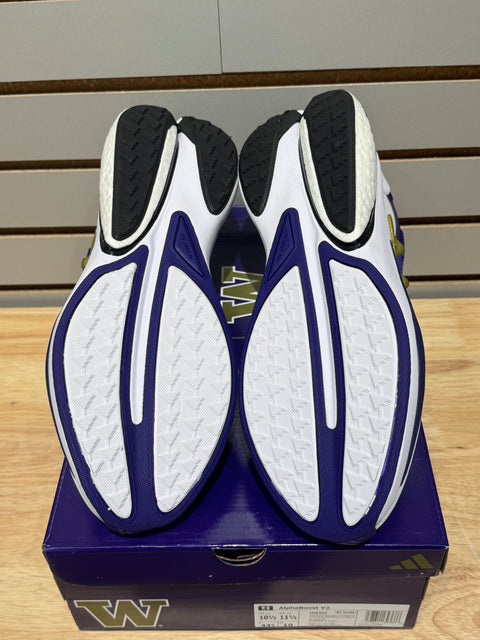adidas Washington Huskies Alphaboost V2 Sz 10.5