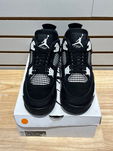Jordan 4 Retro White Thunder Sz 9