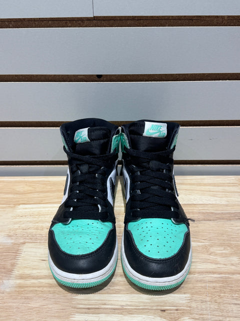Jordan 1 Retro High OG Green Glow (GS) Sz 4Y