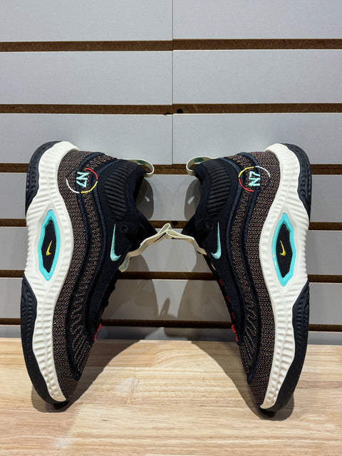 Nike Cosmic Unity 3 N7 Sz 10.5M