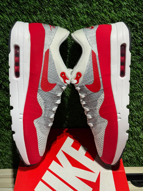 Nike Air Max 1 Flyknit OG Sz 11M.