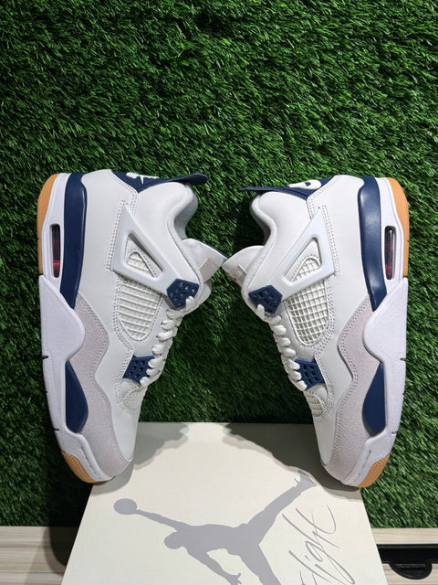 Jordan 4 Retro SB Navy Sz 6M/7.5W