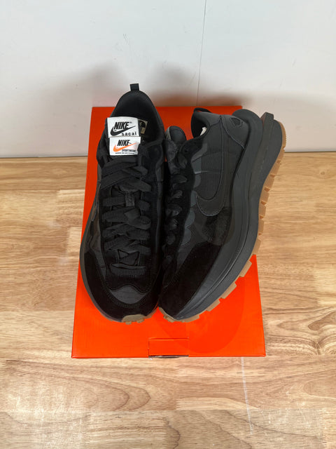 Nike Vaporwaffle sacai Black Gum