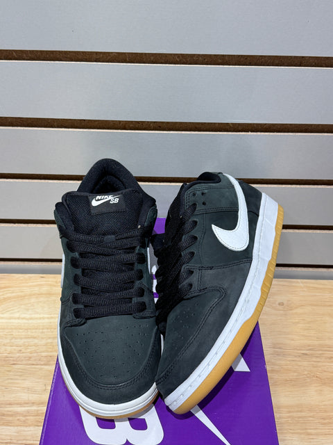 Nike SB Dunk Low Pro Black Gum Sz 9