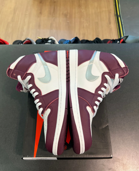 Jordan 1 Retro High OG Bordeaux