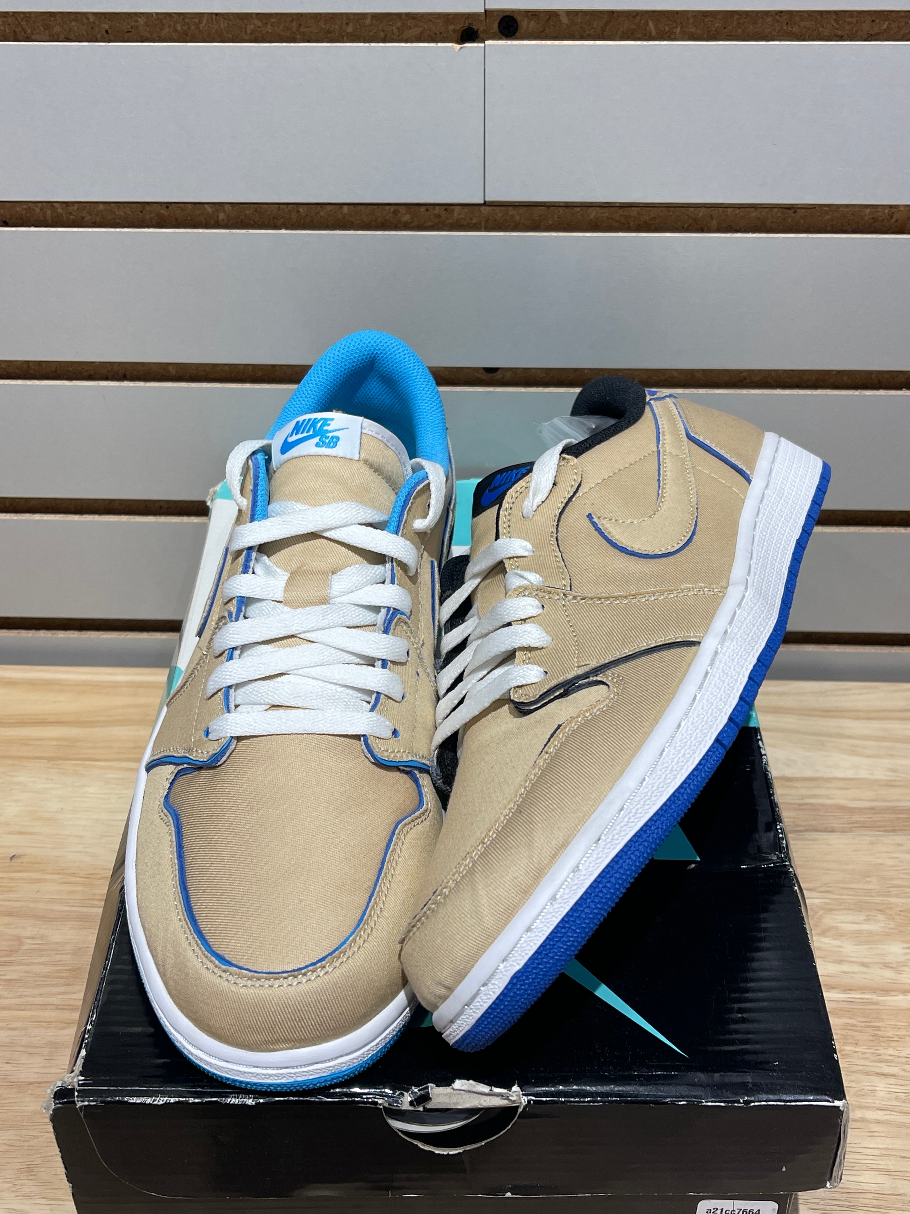 Jordan 1 Low SB QS Lance Mountain Desert Ore Sz 11 – Sneak City