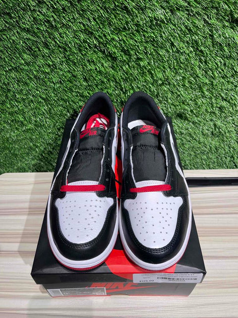 Jordan 1 Retro Low OG Black Toe (2023) Sz 8.5