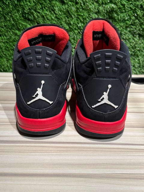 Jordan 4 Retro Red Thunder Sz 11M