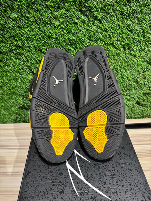 Jordan 4 Retro Thunder (2023) Sz 7.5M