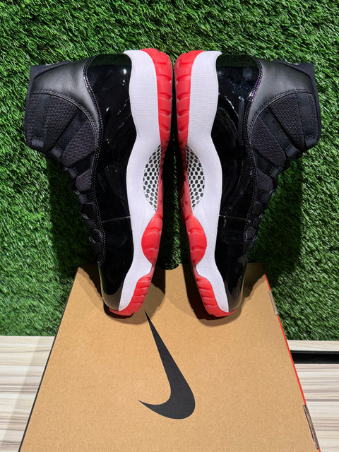 Jordan 11 Retro Playoffs Bred (2019) Sz 12