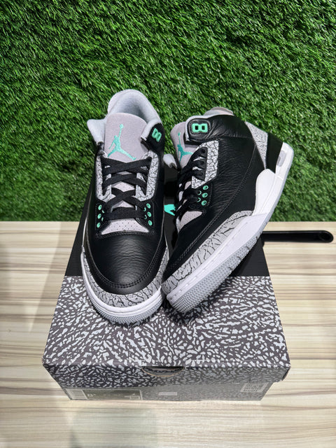 Jordan 3 Retro Green Glow Sz 8.5M