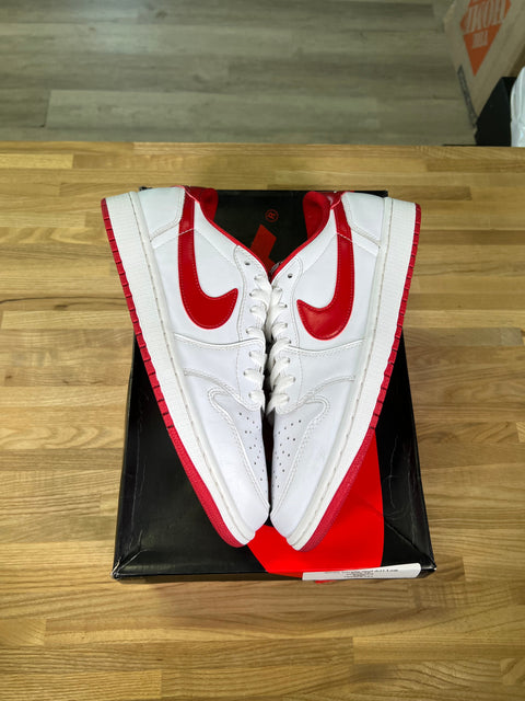 Jordan 1 Retro Low OG Black Toe (2023)