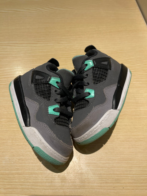 Jordan 4 Retro Green Glow