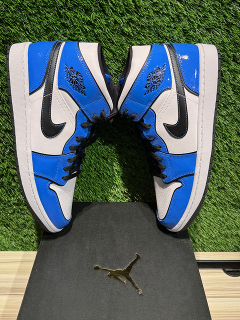 Jordan 1 Mid Signal Blue Sz 12