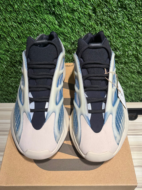 adidas Yeezy 700 V3 Kyanite Sz 9.5