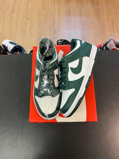 Nike Dunk Low Michigan State (GS) Sz 4Y