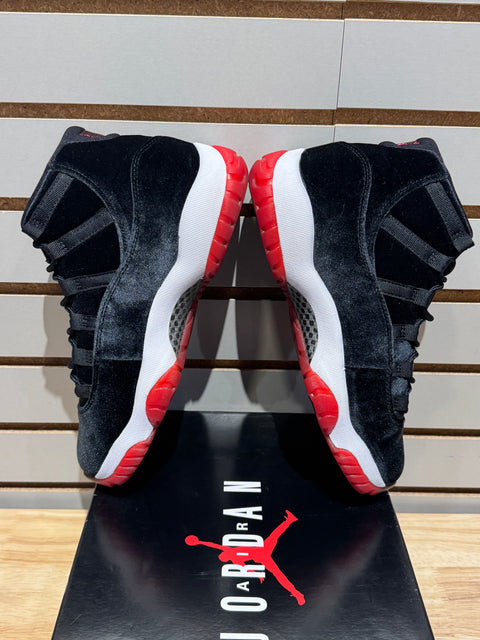 Jordan 11 Retro Bred Velvet (Women's) Sz 8M