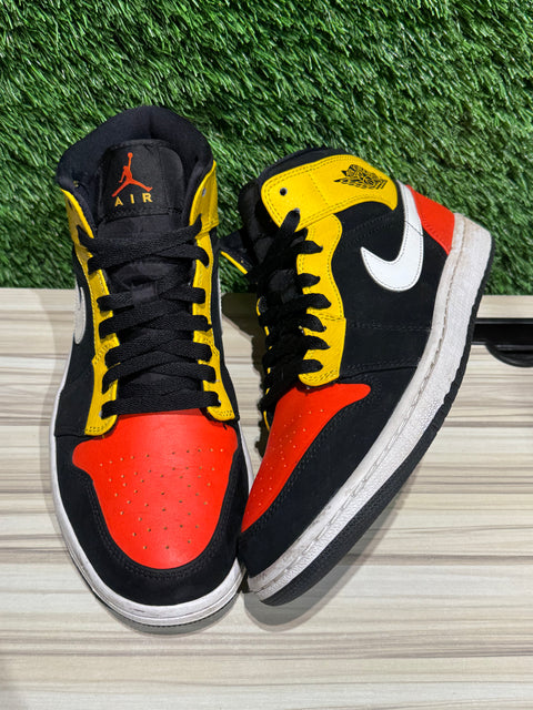 Jordan 1 Mid Black Amarillo Orange Sz 8.5M