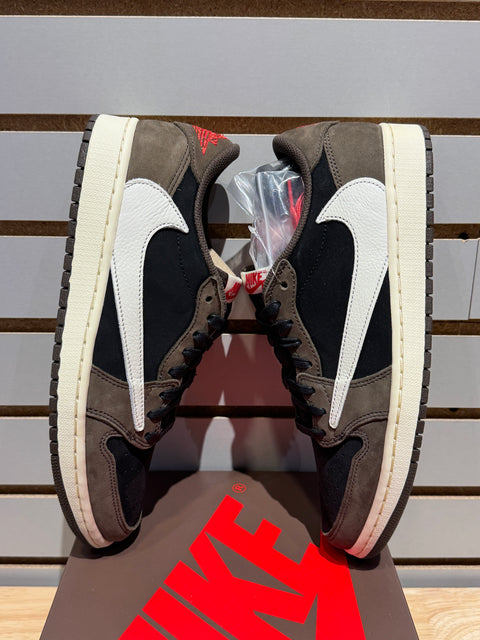 Jordan 1 Retro Low OG SP Travis Scott Mocha Sz 10M