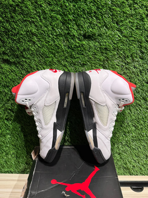 Jordan 5 Retro Fire Red Silver Tongue (2020) (GS) Sz 6Y