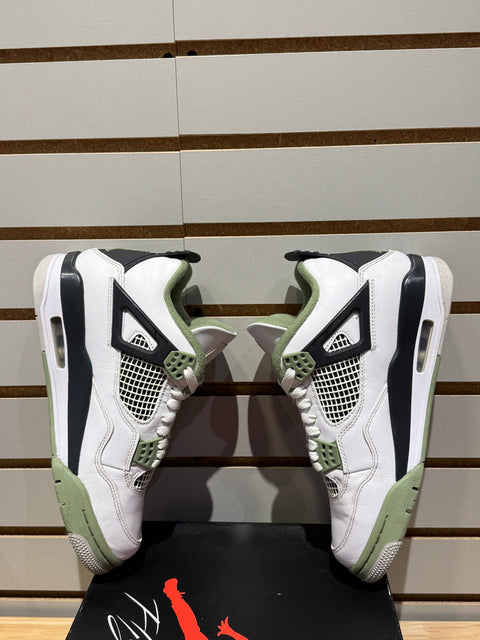Jordan 4 Retro Seafoam (Women's) Sz 7M / 8.5W