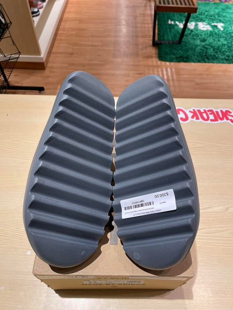 adidas Yeezy Slide Slate Grey Sz 13