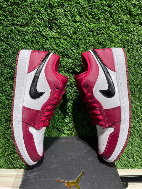 Jordan 1 Low Noble Red Sz 8