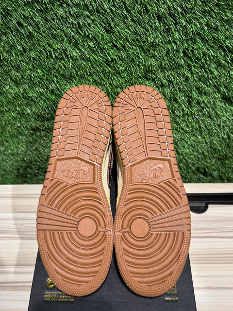 Jordan 1 Mid SE French Fries (GS) Sz 6Y