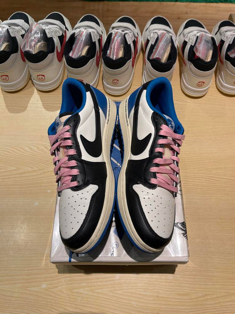 Jordan 1 Retro Low OG SP Fragment x Travis Scott Sz 10