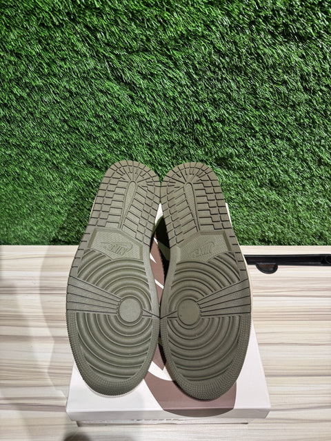 Jordan 1 Retro Low OG SP Travis Scott Medium Olive Sz 9