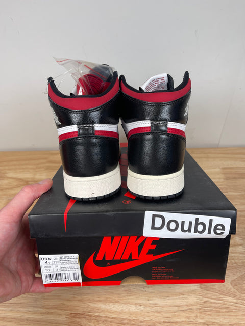 Jordan 1 High FlyEase Gym Red Black Toe